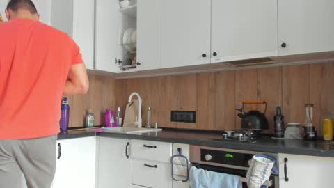 Snapshot of vincent_o chatting on February 2025 08:35:02 AM Vincent. uncut 18cm online show from February 2025 08:35:02 AM