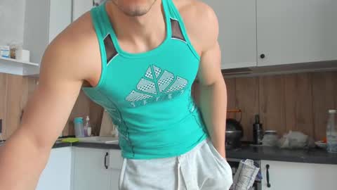 Snapshot of vincent_o chatting on February 2025 07:39:02 AM Vincent. uncut 18cm online show from February 2025 07:39:02 AM