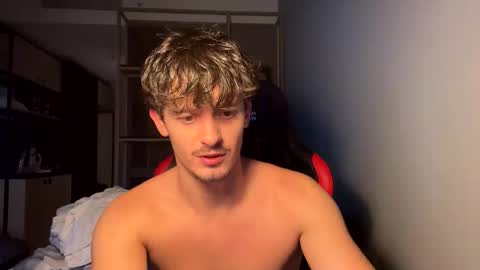 Snapshot of vincentprice69 chatting on November 2025 09:08:01 AM vincentprice69 online show from November 2025 09:08:01 AM