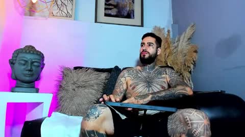 Vincent Sartori online show from April 2026 04:46:01 AM