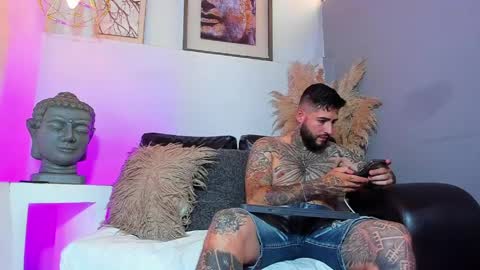 Vincent Sartori online show from April 2026 08:13:02 PM