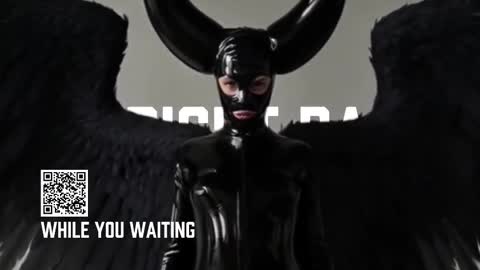 Snapshot of vinylstore chatting on October 2025 04:42:02 PM Diva Silvia online show from October 2025 04:42:02 PM