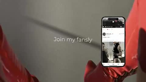 Snapshot of vinylstore chatting on November 2025 05:45:02 PM Diva Silvia online show from November 2025 05:45:02 PM