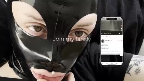 Snapshot of vinylstore chatting on January 2026 03:49:02 PM Diva Silvia online show from January 2026 03:49:02 PM