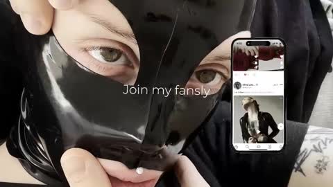 Snapshot of vinylstore chatting on January 2026 03:50:01 PM Diva Silvia online show from January 2026 03:50:01 PM