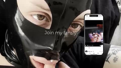 Snapshot of vinylstore chatting on February 2026 05:06:02 PM Diva Silvia online show from February 2026 05:06:02 PM