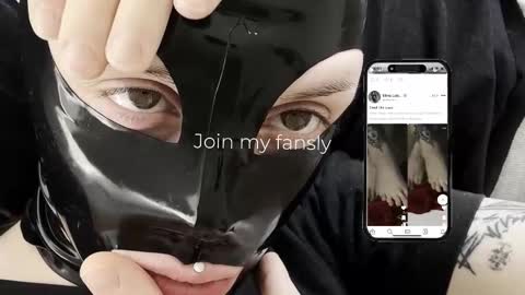 Snapshot of vinylstore chatting on February 2026 04:04:01 PM Diva Silvia online show from February 2026 04:04:01 PM