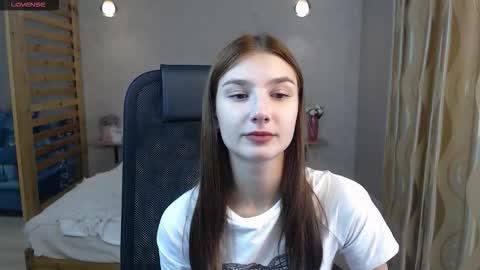violaberry__ online show from September 2025 02:16:01 AM