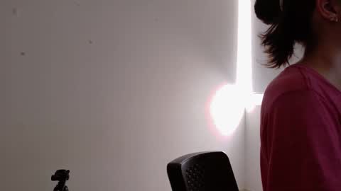 Snapshot of violeet_ds chatting on December 2025 06:37:02 PM Violet online show from December 2025 06:37:02 PM