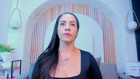 Violette online show from April 2026 10:24:02 AM