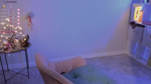 violet____h online show from March 2025 08:11:02 PM