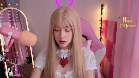 violet online show from October 2025 04:59:02 PM