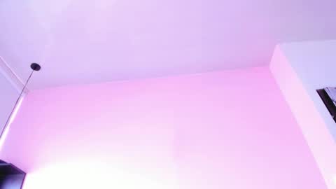 violet online show from September 2025 01:35:02 PM