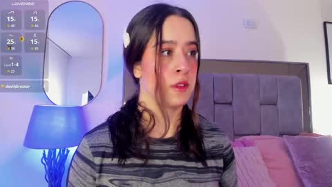 Violet Nova online show from April 2026 11:35:01 AM