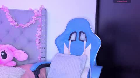 Snapshot of violet_rost chatting on September 2025 02:27:01 PM Violet online show from September 2025 02:27:01 PM