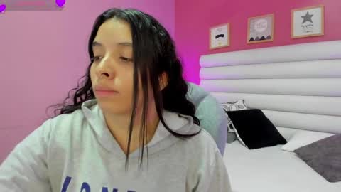 violet_sinclair online show from April 2026 11:32:01 AM