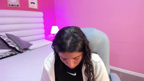 violet_sinclair online show from April 2026 11:17:01 AM