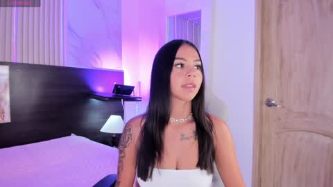 Violeta online show from January 2025 04:55:02 PM