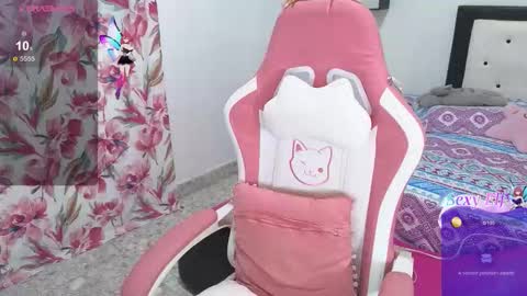 Violeta online show from March 2026 07:39:02 PM