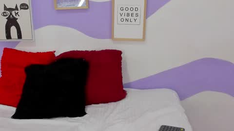 Snapshot of violeta_1404 chatting on October 2025 11:40:01 AM violeta_1404 online show from October 2025 11:40:01 AM