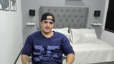 VIOLETA AND MAXX online show from December 2025 12:37:02 AM