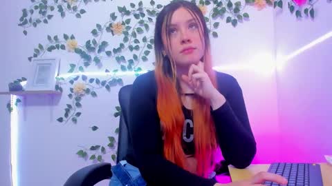 Snapshot of violeta_cutee chatting on February 2026 07:12:02 PM Violeta online show from February 2026 07:12:02 PM