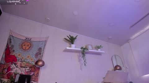 Violeta  online show from January 2026 04:10:01 PM