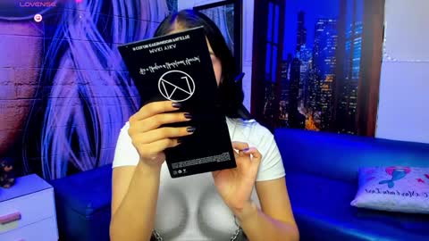 Snapshot of violeta_diazz chatting on January 2025 09:10:01 PM online show from January 2025 09:10:01 PM