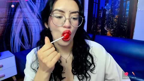 Snapshot of violeta_diazz chatting on January 2025 10:11:02 PM online show from January 2025 10:11:02 PM