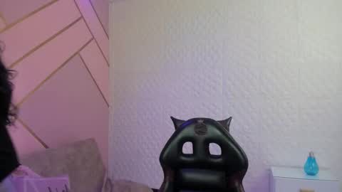 Snapshot of violeta_diazz chatting on October 2025 09:11:01 PM online show from October 2025 09:11:01 PM