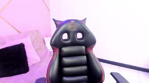 Snapshot of violeta_diazz chatting on November 2025 09:17:01 PM online show from November 2025 09:17:01 PM