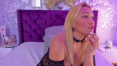 violeta_medina online show from March 2025 07:04:02 AM