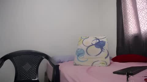 Snapshot of violeta_sorachi chatting on December 2025 03:21:01 PM VIOLETA SORACHI online show from December 2025 03:21:01 PM