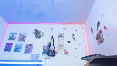 Snapshot of violetaconny chatting on February 2026 08:29:01 PM violetaconny online show from February 2026 08:29:01 PM