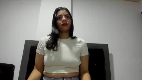 Snapshot of violetadumsper chatting on March 2025 03:19:01 AM VioletaDums online show from March 2025 03:19:01 AM