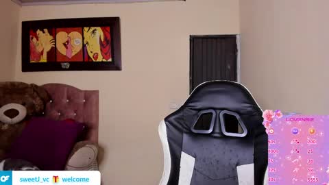 Snapshot of violetalee chatting on May 2026 02:28:02 AM Jimena online show from May 2026 02:28:02 AM