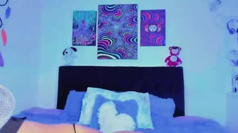 Violet online show from January 2025 04:26:01 AM