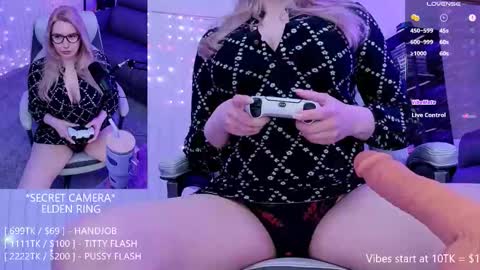 Snapshot of violetfugazzi chatting on February 2026 05:05:02 PM violetfugazzi online show from February 2026 05:05:02 PM