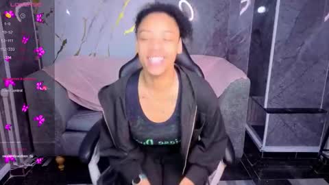 violeth_b online show from November 2025 01:00:02 PM