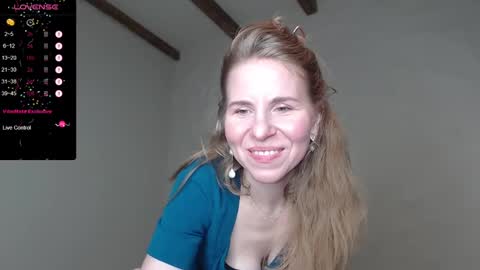 Snapshot of violetplath chatting on December 2024 01:58:02 AM Violet next stream December 6 online show from December 2024 01:58:02 AM