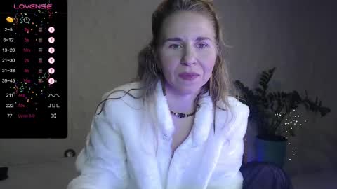 Snapshot of violetplath chatting on February 2025 09:08:02 PM Violet next stream December 6 online show from February 2025 09:08:02 PM