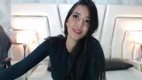 violetpons online show from November 2025 07:49:02 PM