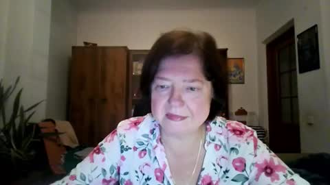 Snapshot of violetpulse chatting on November 2025 02:39:02 PM violetpulse online show from November 2025 02:39:02 PM