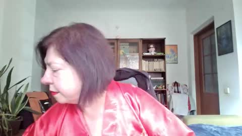 Snapshot of violetpulse chatting on November 2025 08:25:02 AM violetpulse online show from November 2025 08:25:02 AM