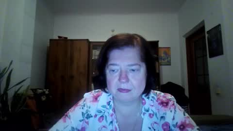 Snapshot of violetpulse chatting on December 2025 02:04:01 PM violetpulse online show from December 2025 02:04:01 PM