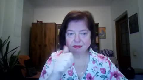 Snapshot of violetpulse chatting on December 2025 11:19:01 AM violetpulse online show from December 2025 11:19:01 AM