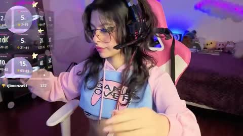   online show from November 2025 07:16:02 PM