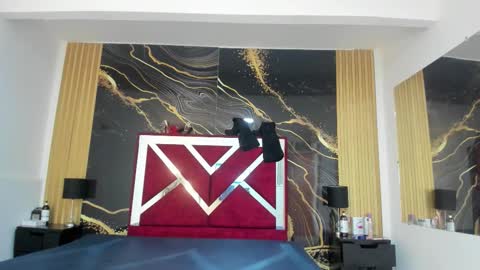 Violet Rose online show from November 2025 07:23:02 PM