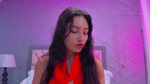 Violet Rousse online show from December 2025 04:13:01 PM