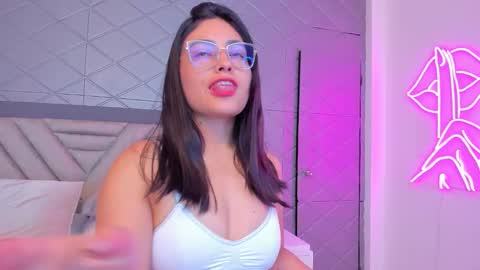 Violet Rousse online show from March 2026 03:23:01 PM